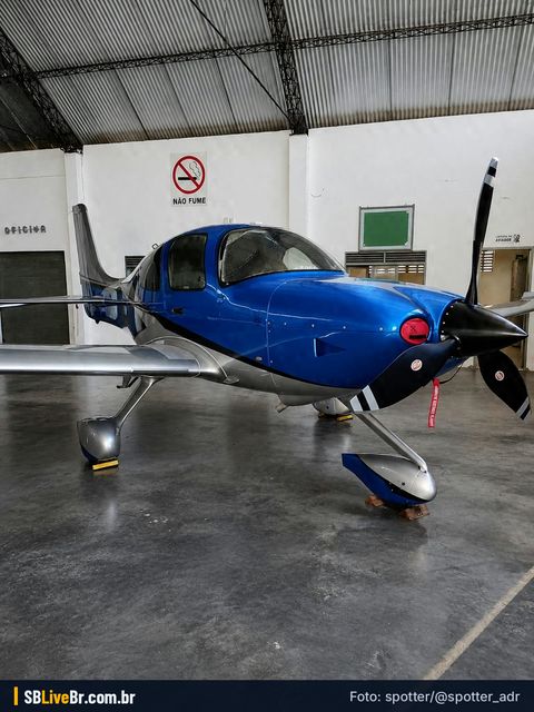 Foto de @spotter_adr: SR22 em SNKB