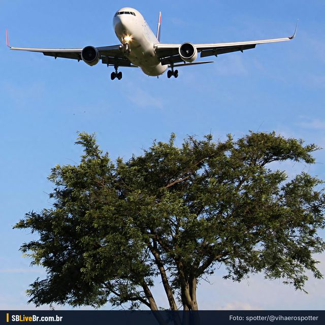 Foto de @vihaerospotter: B767 LATAM Cargo em SBKP